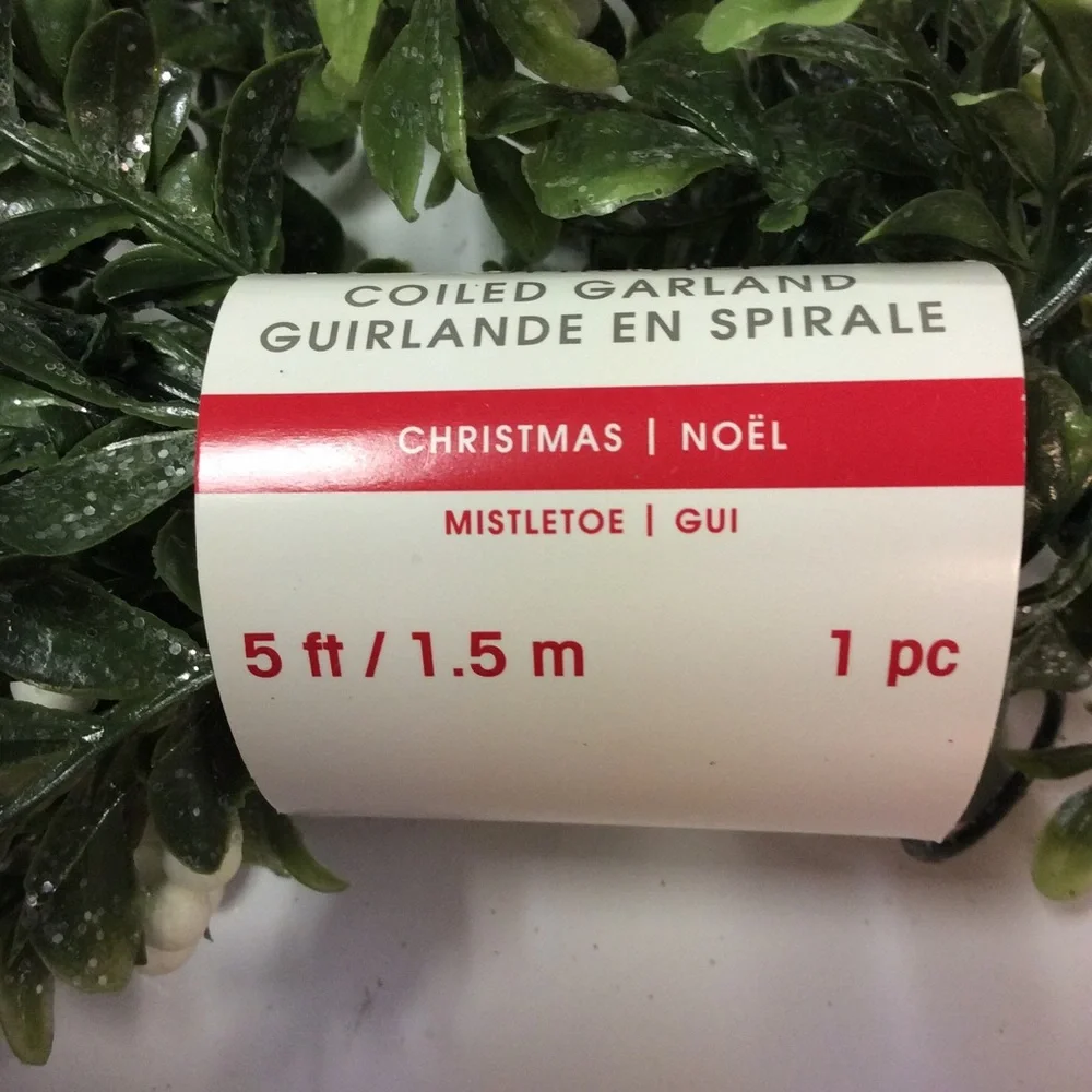 Ashland White Mistletoe Berries Glitter Garland